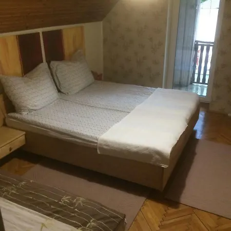 Apartman Luca Nyiregyhaza Exterior photo